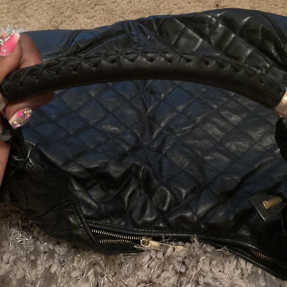 Vintage Large Quilt Hobo from Burberry - Picture 3 of 8